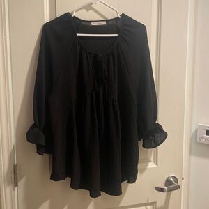 Boutique Black boho long sleeve Top